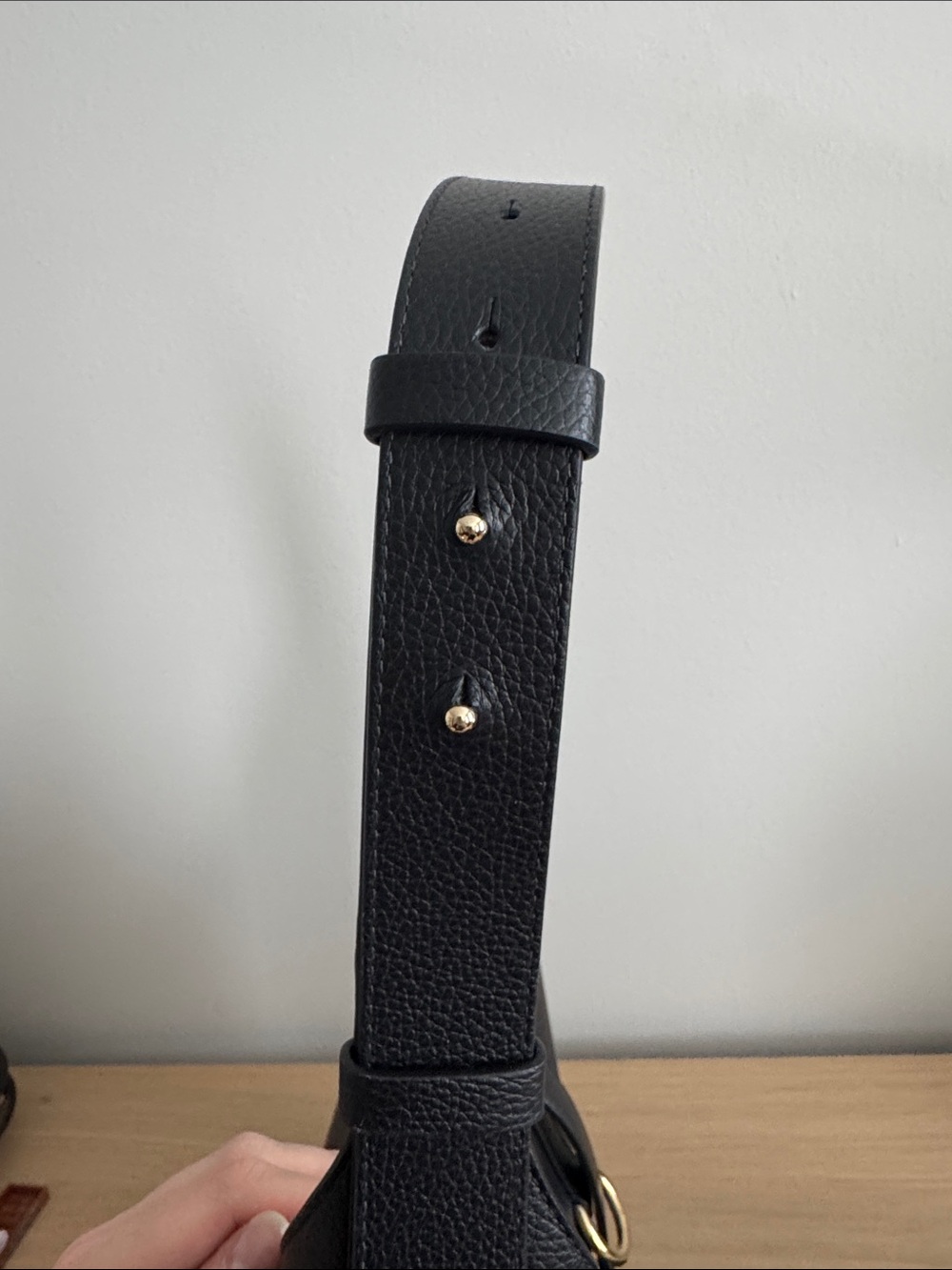 Strathberry Kite Hobo black with gold hardware - Picture 4 of 13